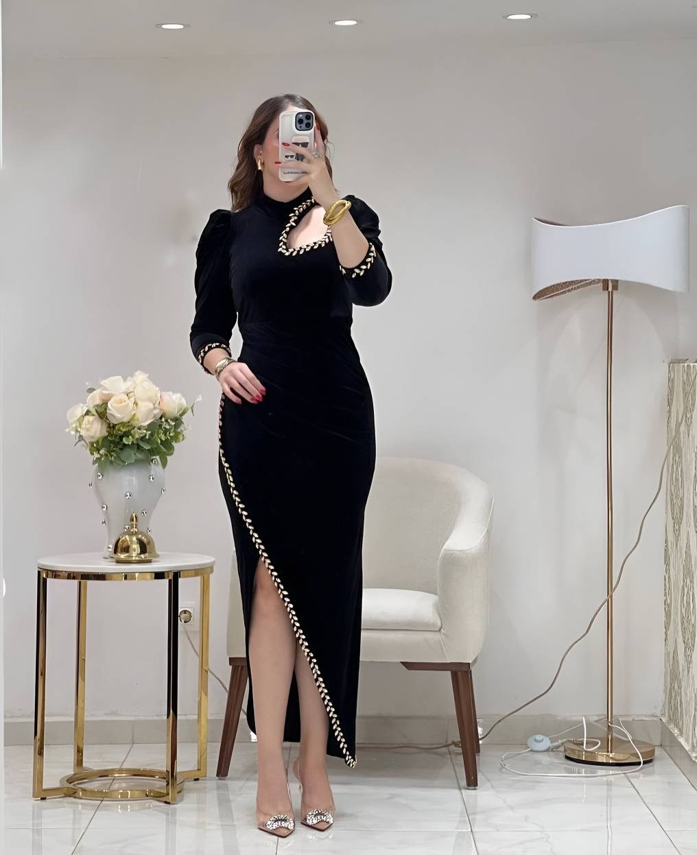 لباس مجلسی زنانه مشکی دلوان جنس غواصی درجه یک با خرجکار نگین دوختی، لباس مجلسی زنانه مشکی بسیار شیک و خاص و جدید و با کیفیت