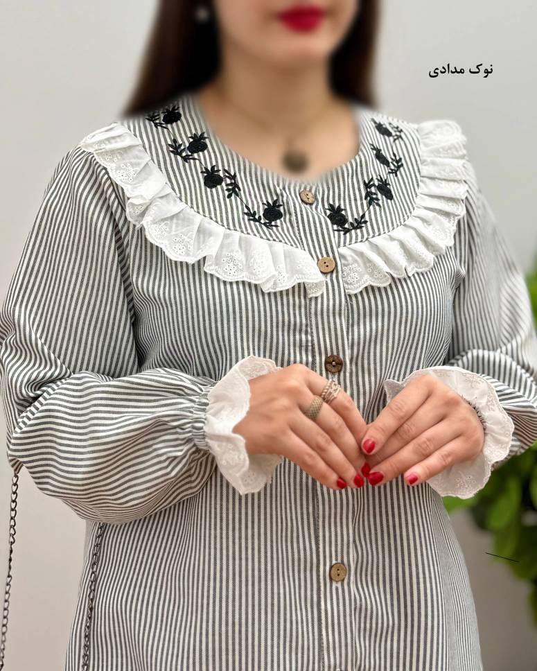 شومیز عروسکی افرا زنانه لنین درجه یک و شیک یا دور یقه و دور آستین خاص و زیبا