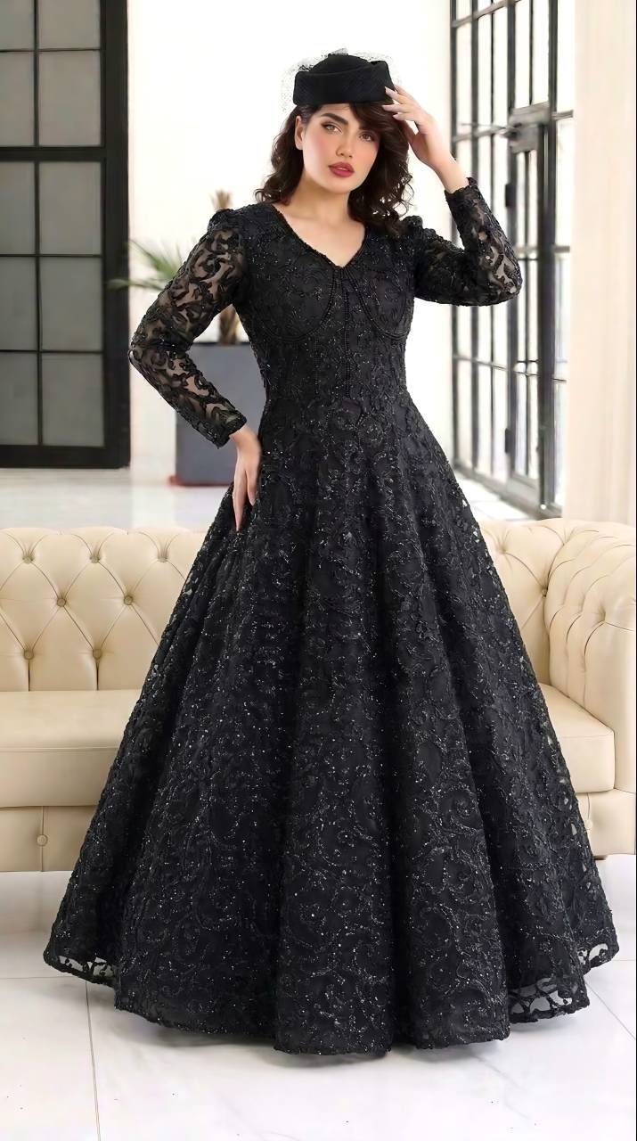 لباس مجلسی زنانه سارا دانتل سنگدوزی و کاپدار با دست کاپدار شیک و جدید و حجابدار و پوشیده سایز از ۴۰ تا ۵۲