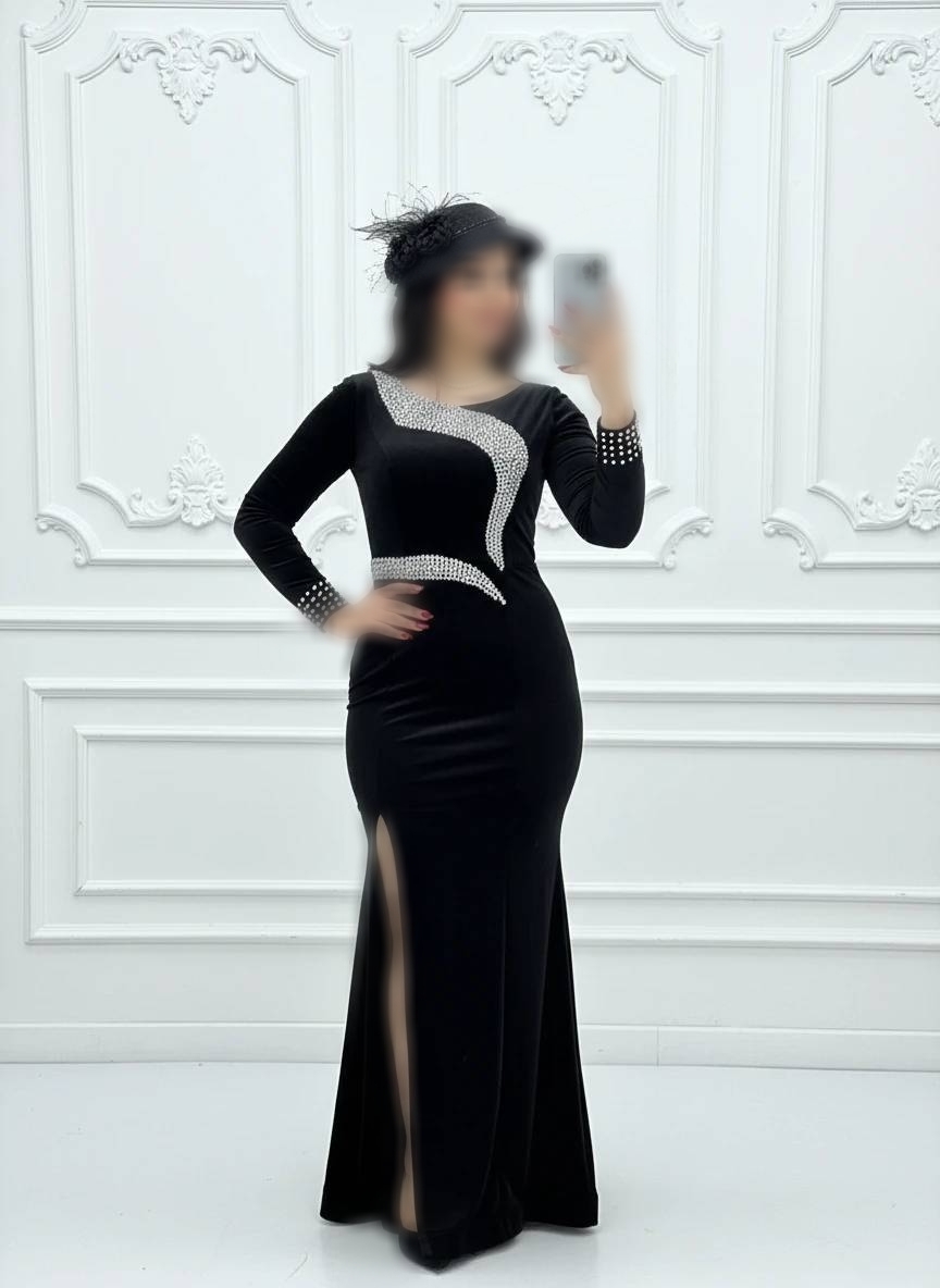 لباس مجلسی زنانه مخمل درجه یک وارداتی سارینا با نگین کاری زیبا ، لباس مجلسی زنانه مخمل سارینا شیک و جدید از سایز ۴۴ تا ۵۴ سایز بزرگ