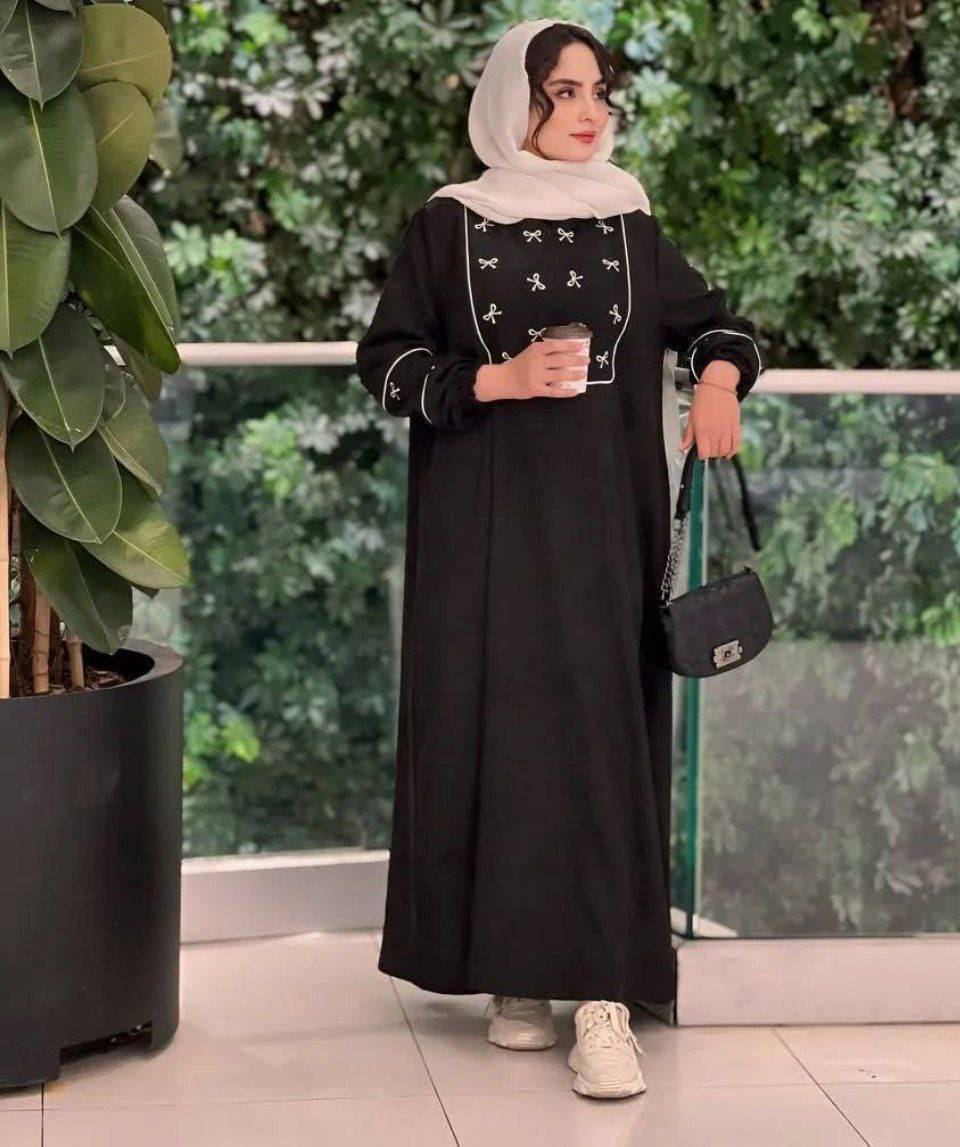 لباس ساحلی پوشیده نورا ، شیک و جذاب رنگ مشکی جنس شانتون فری سایز از۳۶ تا۴۶