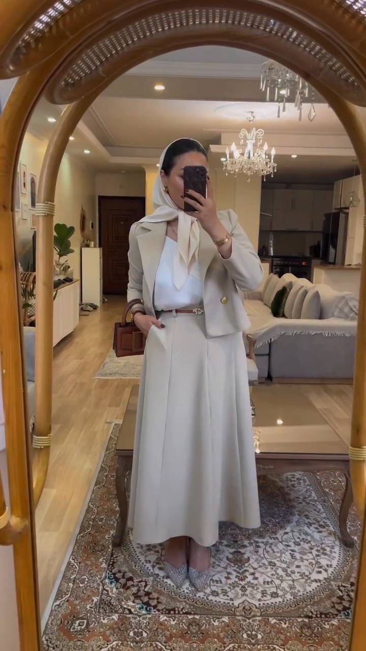 ست کت و دامن زنانه نازگل جذاب و شیک و مازراتی درجه یک