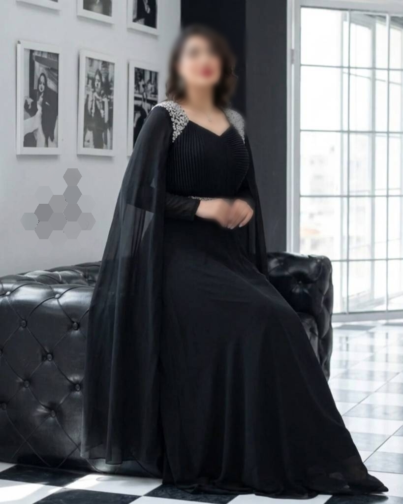 لباس مجلسی زنانه مهتاب تا سایز بزرگ حریر درجه یک وارداتی کاپدار و آستر دار سنگدوزی شده از سایز ۴۴ تا ۵۲ سایز بزرگ رنگ مشکی